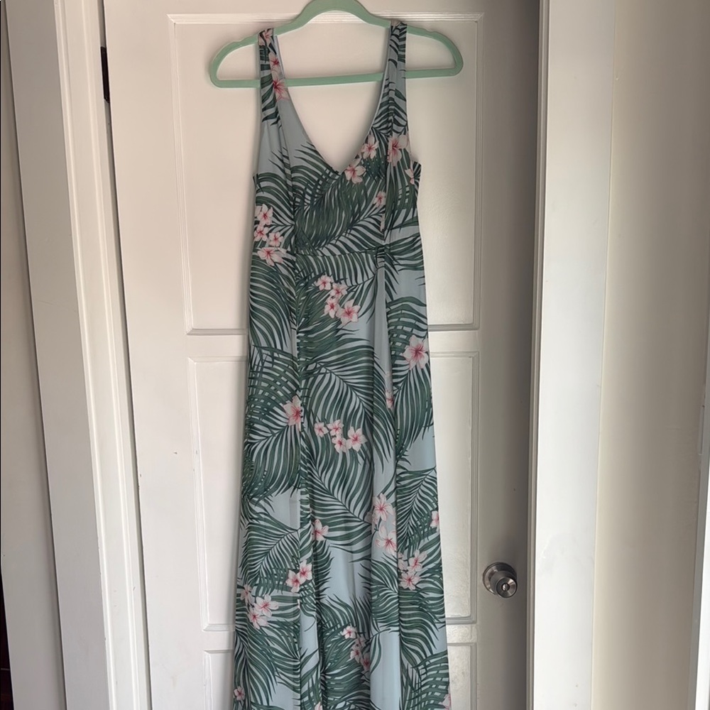 Show Me Your MuMu Jenn Maxi Dress in Hanalei Dream tropical print - Picture 3 of 10